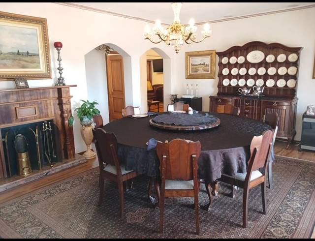 6 BEDROOM HOUSE FOR SALE IN ZWARTKOP EXT 4,5,6,8